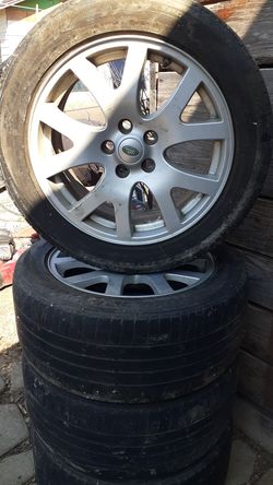Landa Rover tires and rims