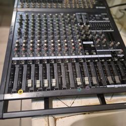 Yamaha mixer Emx 5000-12 12 channel mixer. $25 Deposit REQUIRED.