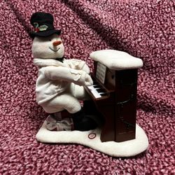 Hallmark 2005 Piano Playing Snowman Techno Plush Animated Singing