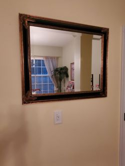 Elegant Ornate Wall Mirror (Beveled Glass / Gold Accent Corners