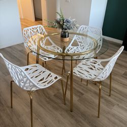 Glass Dining table + 4 chairs