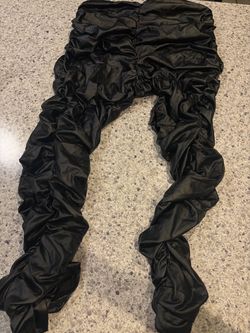 Women’s 3x black ruched pants