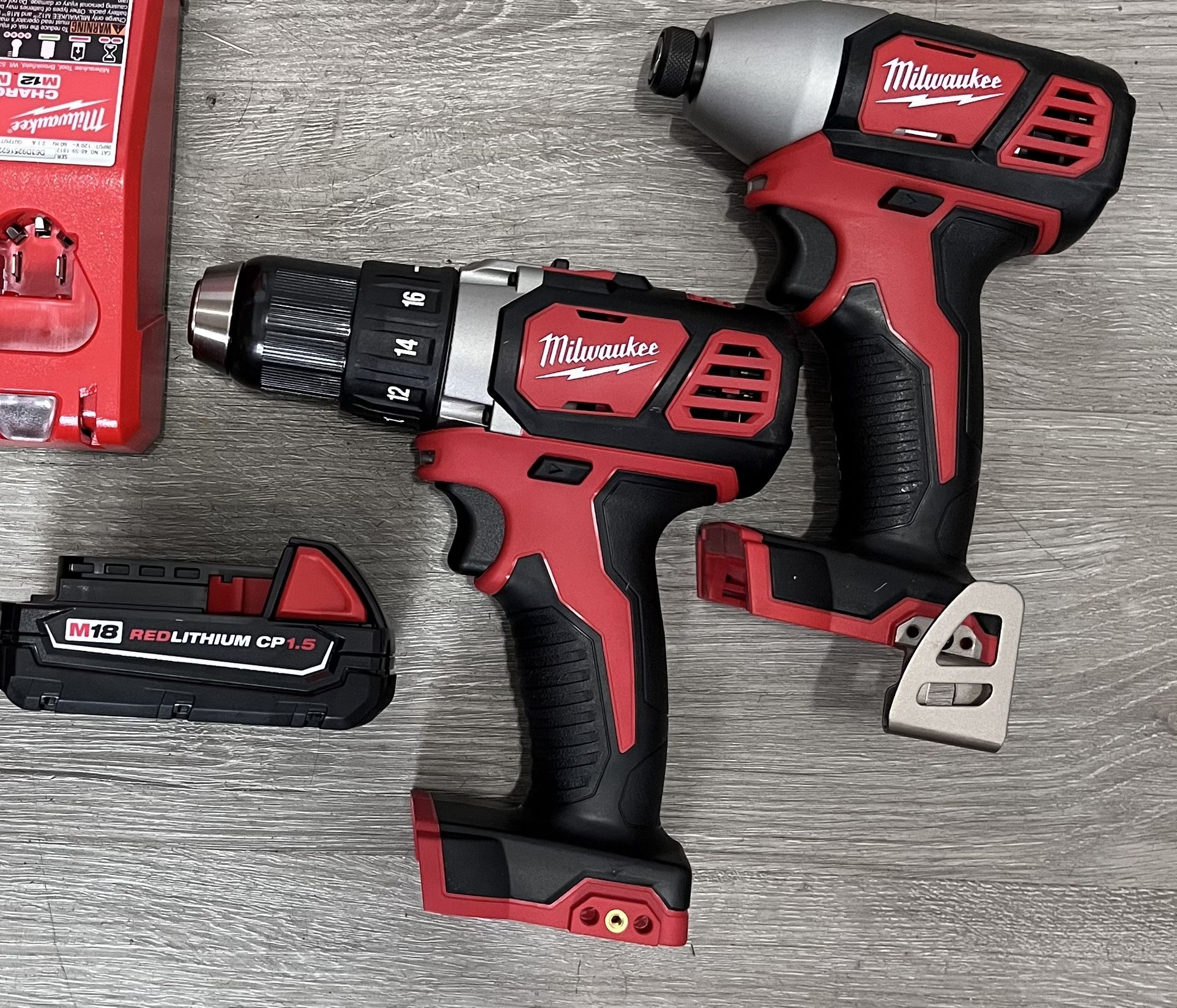 Drills Milwaukee , Impast drills , battery 3.0