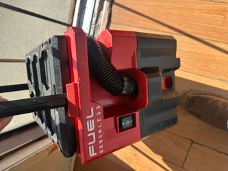 Milwaukee m18 fuel brushless vacuum Packout