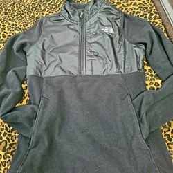 The North Face Jacket/Sweater