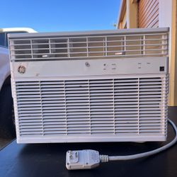 GE Window Air Conditioner115v