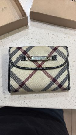 Burberry wallet