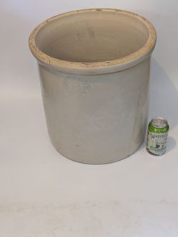 Pacific Stoneware #8 Crock