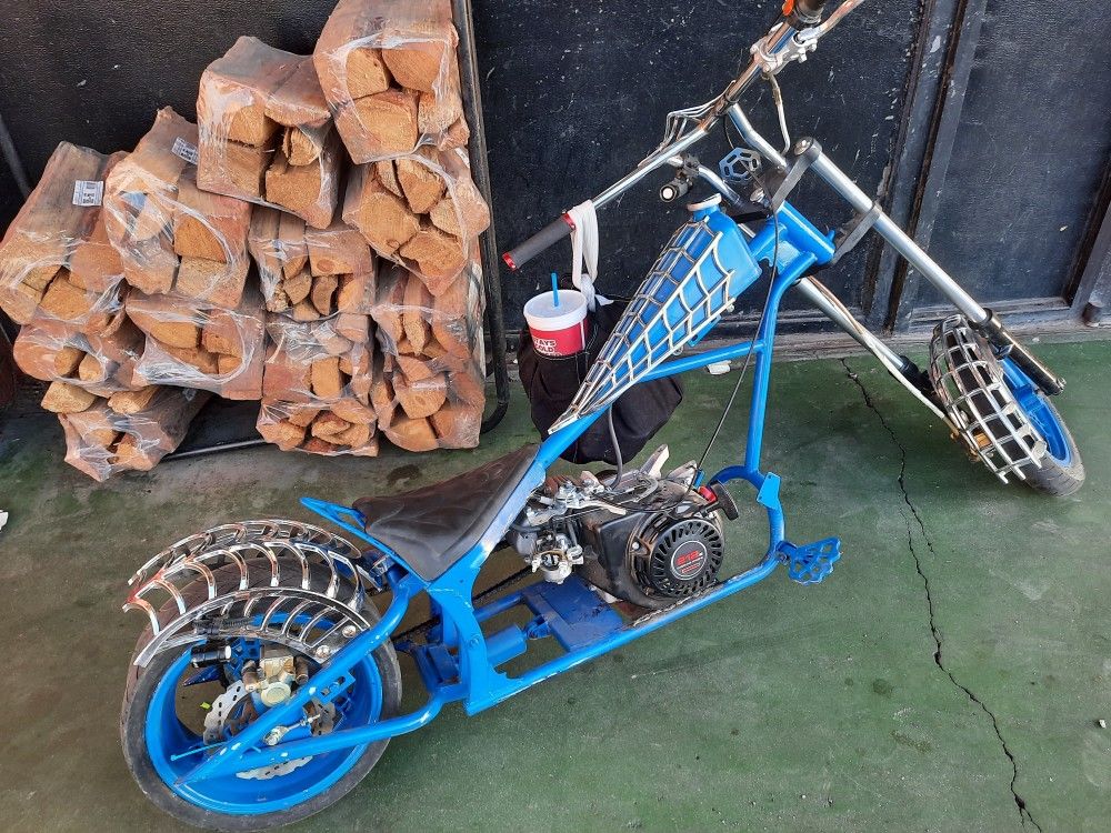 Black Widow Mini Chopper