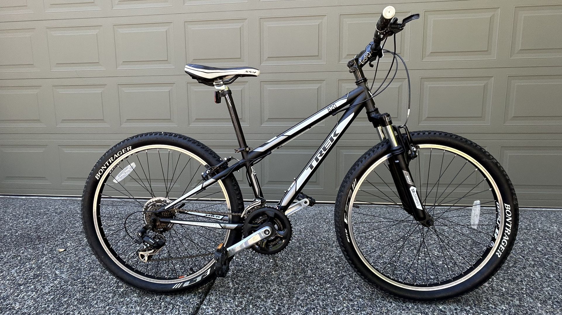 Trek 820 Mountain Bike, 13" ( 33cm )