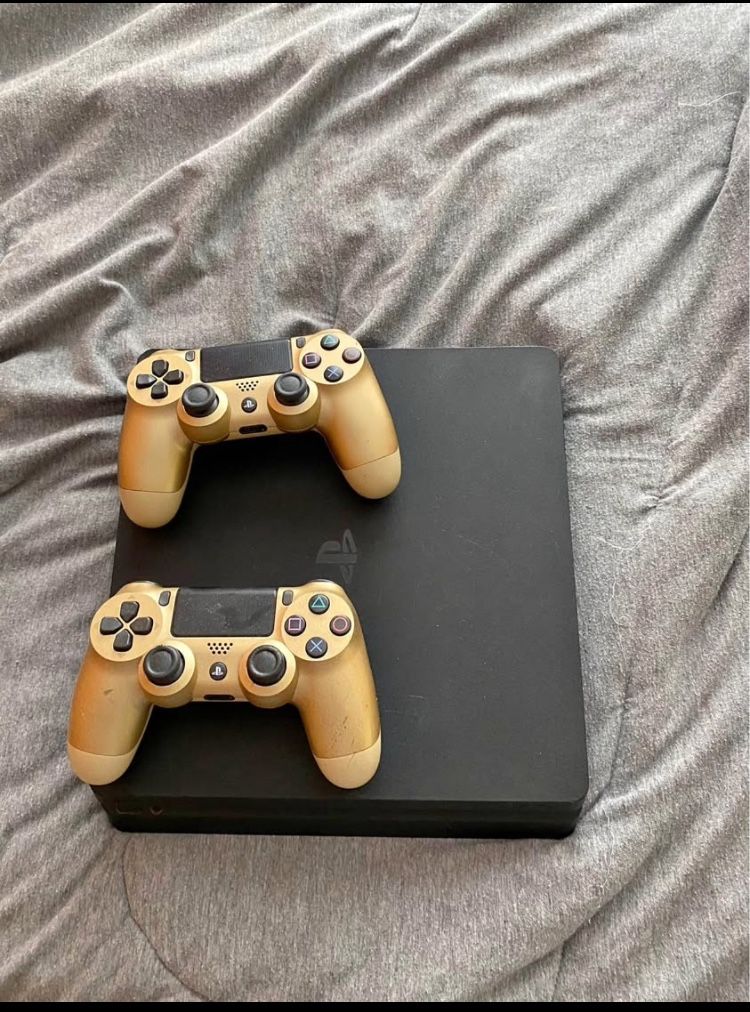 PS4 w/ 2k25 plus more Games