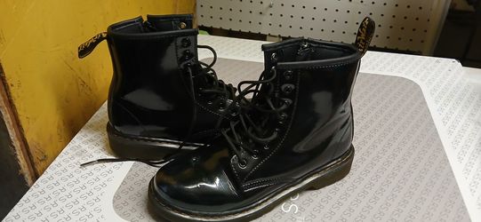 Black boots