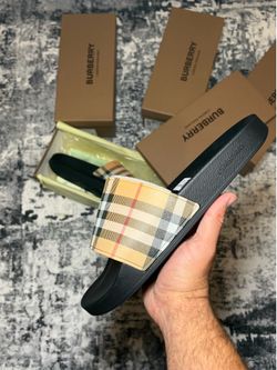 Burberry slide