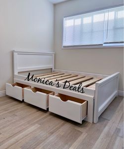 Full Solid Wood Bed Frame With 3 Drawers $520