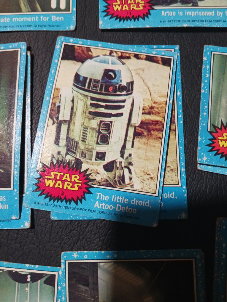 1977 STAR WARS TRADING CARDS * RARE COMPLETE SET
