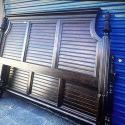THOMASVILLE  SOLID WOOD KING BED FRAME & SIDE RAILS