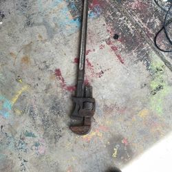 Pipe Wrench 36 Inch 