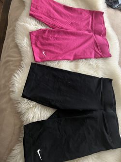 Women’s Nike Shorts Set 2 Size Small New 