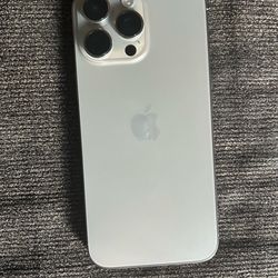 iPhone 16 pro max unlocked