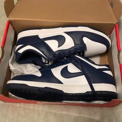 Nike Dunk Navy Size 11.5 US Men’s 