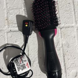Revlon One-Step Volumizer and Hair Dryer Brush, Black