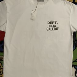 Dept de La Galerie Shirt 