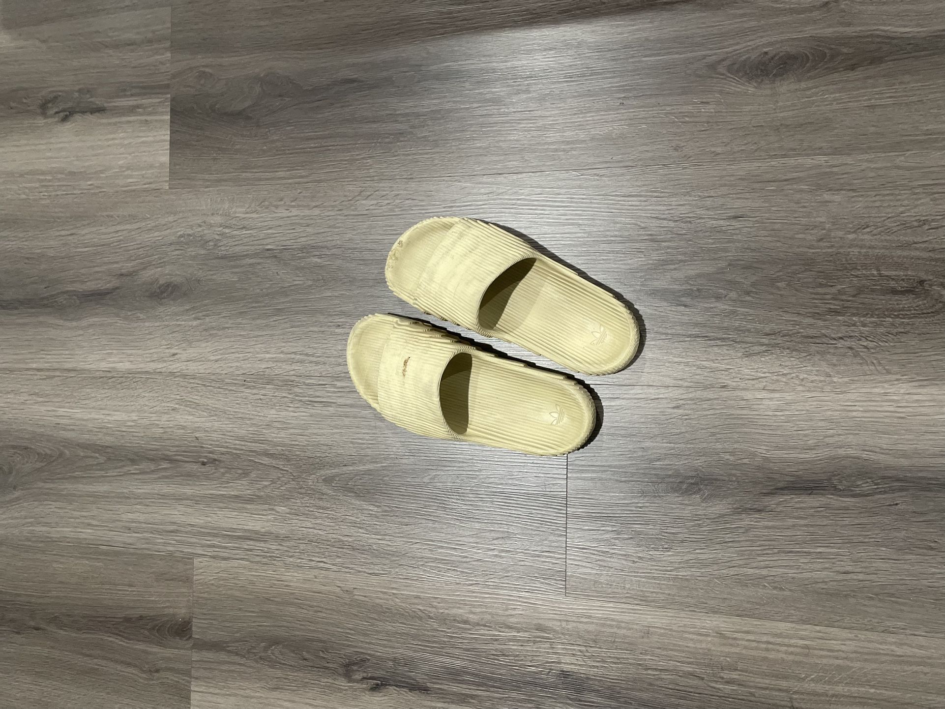 Adidas Adelete Slides