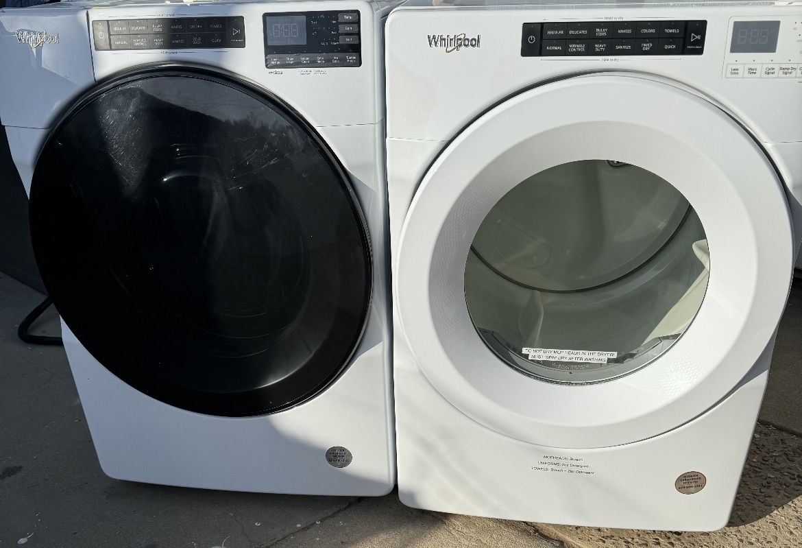 Washer And Dryer 