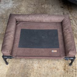 K&H Pet Raised Pet Cot With Vented Mesh- Medium 