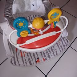 Baby chair (In perfect condition)