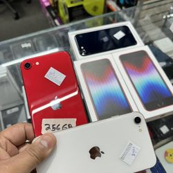 SE 2023. 3TH.  ON SALE NOW. UNLOCKED 