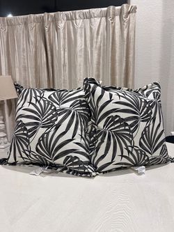 NEW! Black and White Palm Leaf Throw Pillows Set of 2