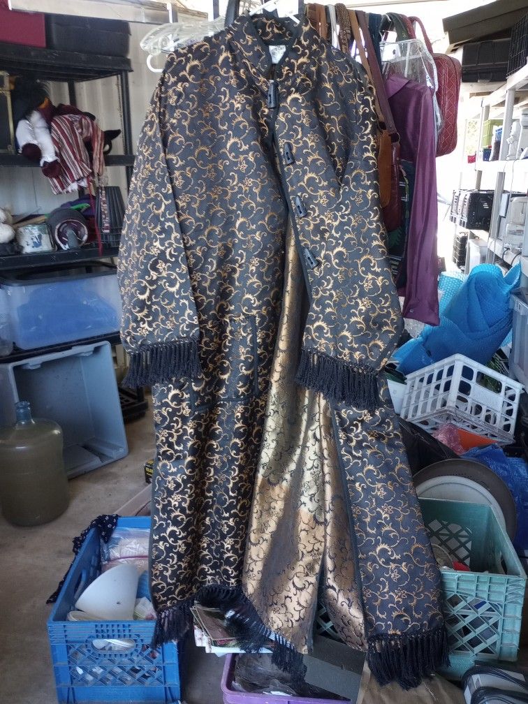 African Royal Robe