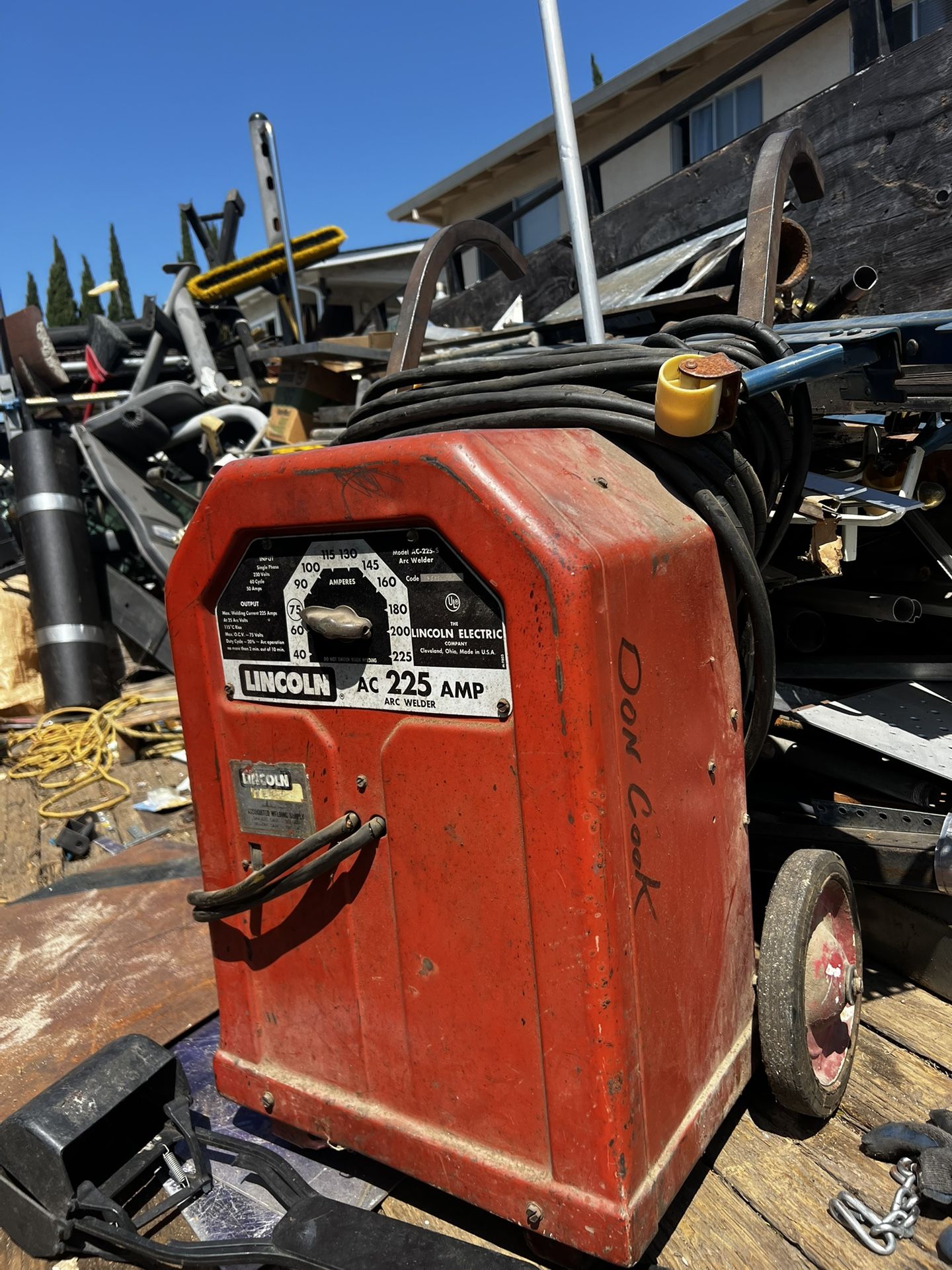 Lincoln Electric AC-225 Arc Welder – 225 AMP – Heavy Duty Stick Welder