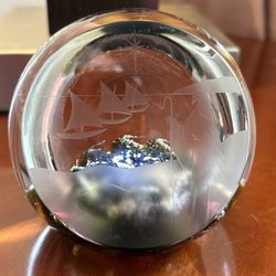 ART GLASS PAPERWEIGHT 