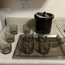 Glasses / Ice Bucket / Tray