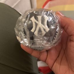 Yankees Embroidered Baseball - Rawlings brand 