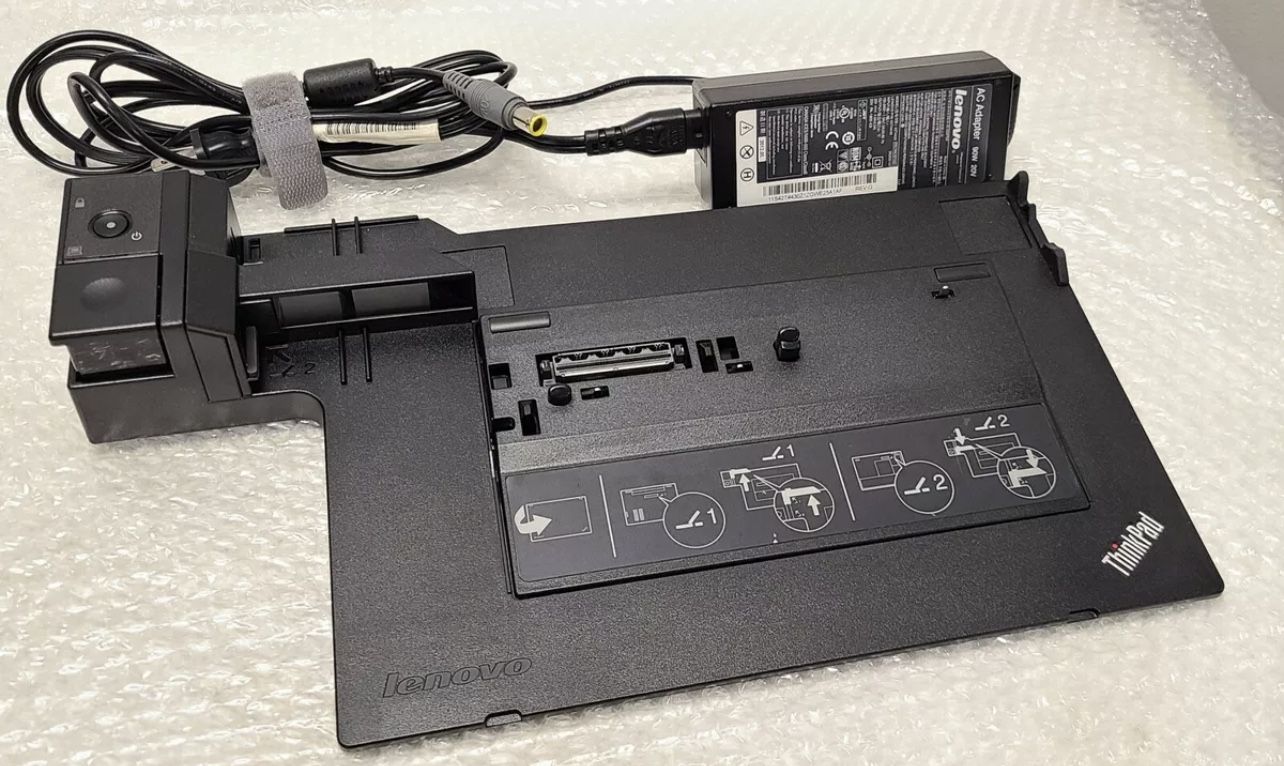 Lenovo ThinkPad Mini Dock Series 3 with USB 3.0 Docking Station 4337 