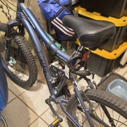 Genesis aluminum seven speed men's bike