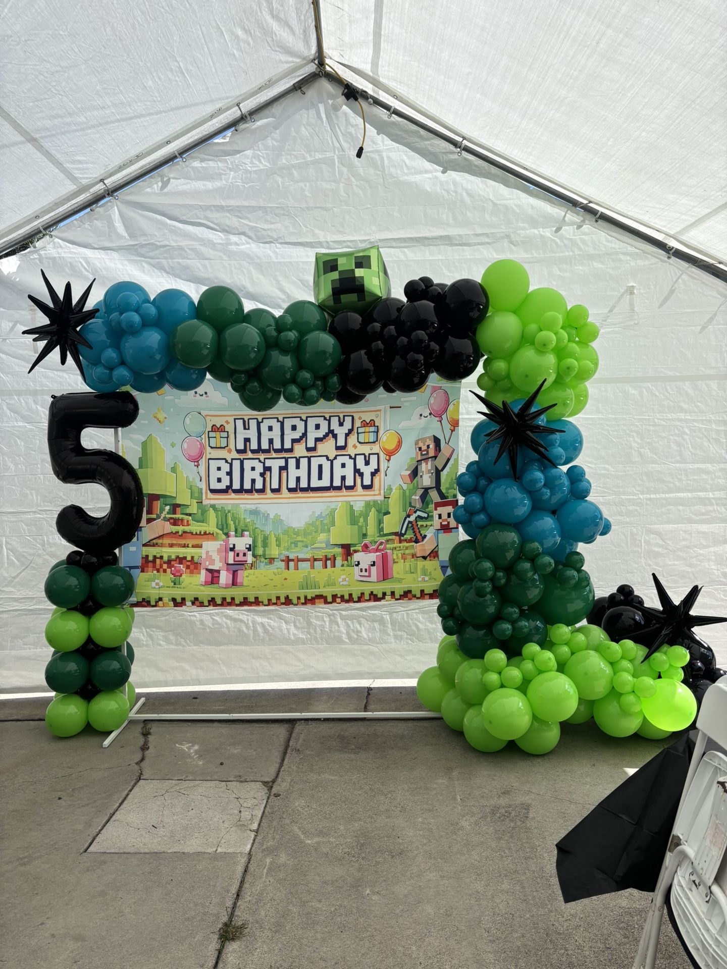 Minecraft Balloon Set Up