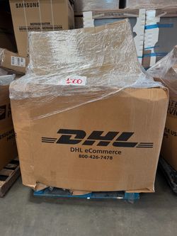 Mixed Clothing Resale Bin for Live Sellers