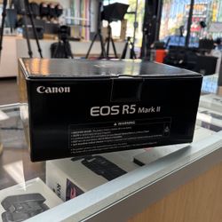 Canon Eos R5 II Camera New