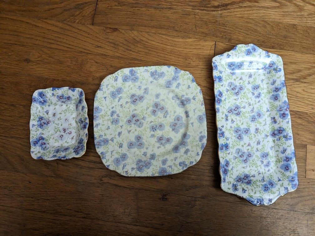 Royal Albert Blue Pansy Chintz