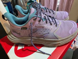 Hoka tenis shoes size 6 mans