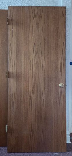 Interior Wood Door with Brass Knob and Hinges 32x80