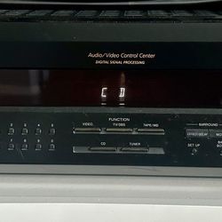 Vintage Radio/ Receiver/ 100cd Changer / Cassette Player / Speakers  Great Condition 
