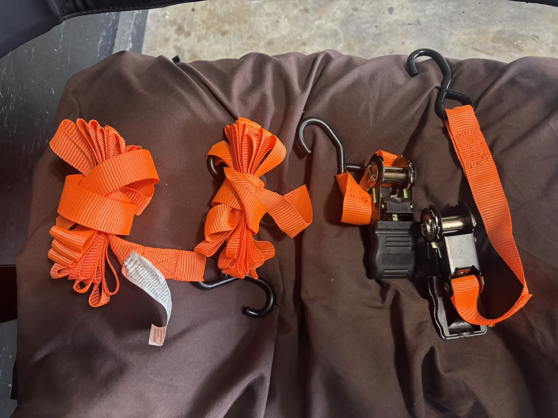HFT Rachet straps ( 2 pictured but comes as a set of 4)