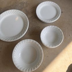Corelle Plates Bowls 