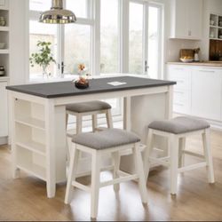Kitchen Table/Island and Stools 