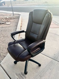 Computer chair